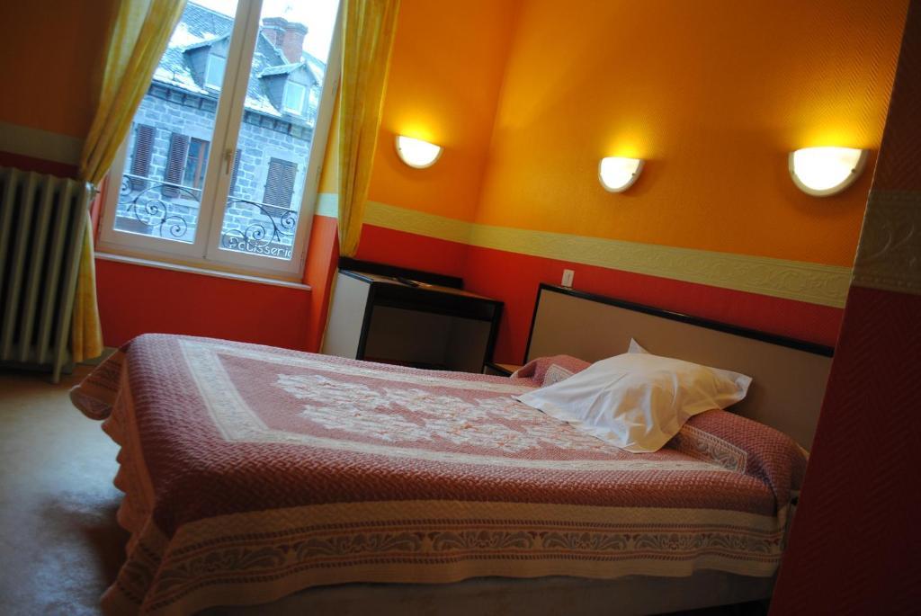 Hotel Des Voyageurs Chez Betty Neussargues-Moissac Pokój zdjęcie